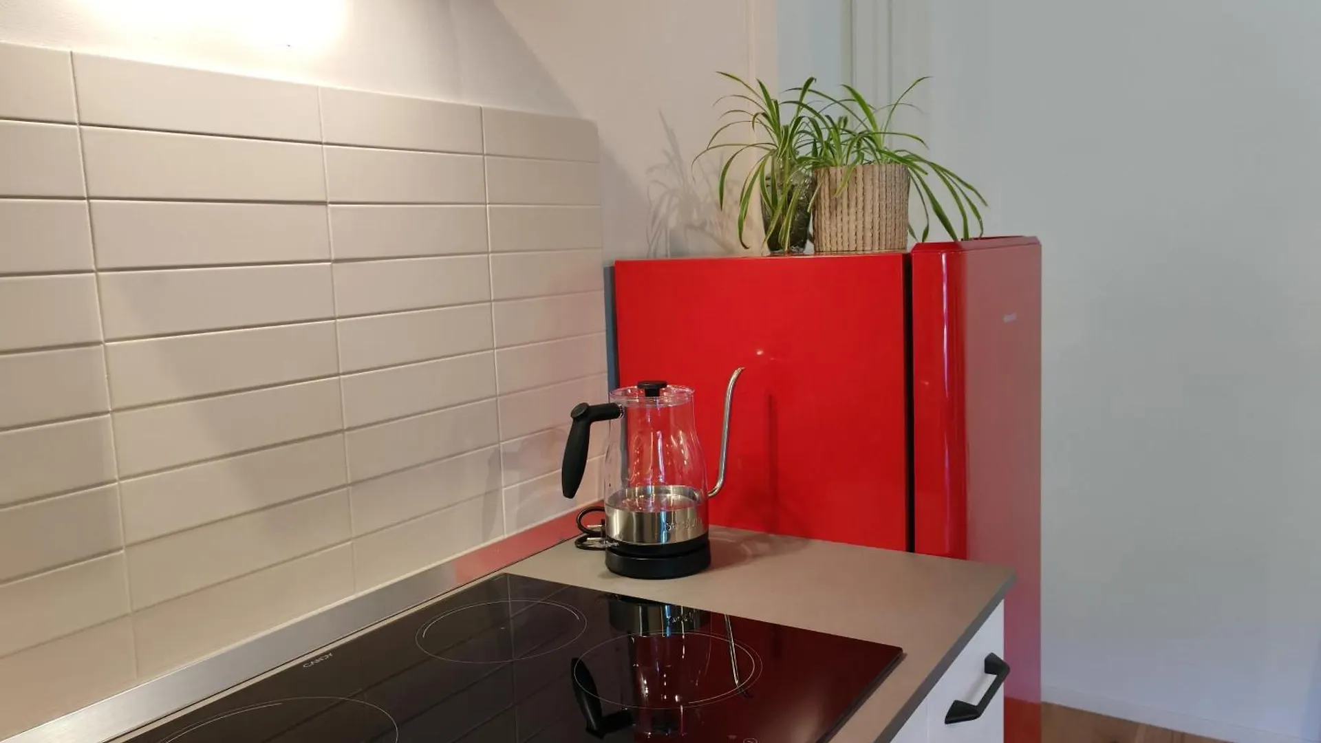 Historic Charm With Whirlpool - Motta Apartments コモ